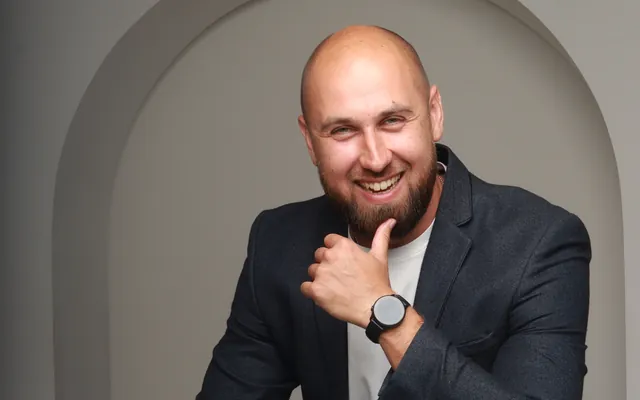 Засновник Forge Future, портрет для менторства підлітків